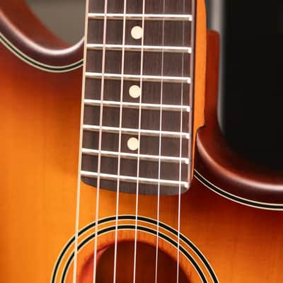 Fender Acoustasonic Standard Jazzmaster - Honey Burst - Demo image 9