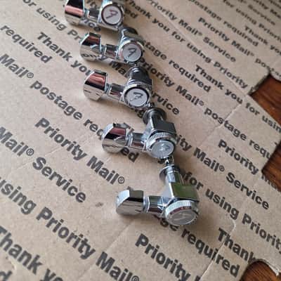Fender Locking Guitar Tuners, (High E, B, or G Keys), Polished Chrome (each) 2016 - Chrome image 1