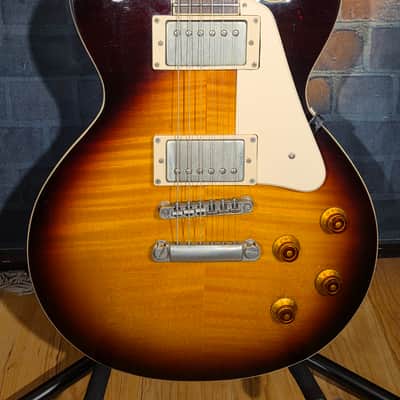 Cort CR250 VB Classic Rock Series Single Cutaway Flame Maple Top HH Vintage Burst image 5