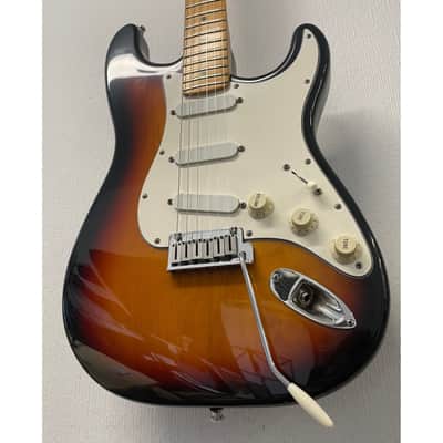 Fender USA Stratocaster 1989 in 3 Tone Sunburst with Fender Lace Sensor Pickups and Hardcase Pre-Owned image 7