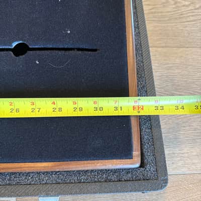 Creation Music Company Heritage Series 32x12 Pedalboard with Hard Black Tweed Case image 2