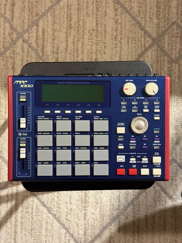 [JJOS2XL] Akai MPC1000 Music Production Center - Blue image 1