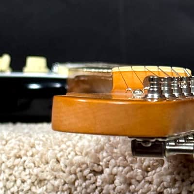 Fender Vintera '50s Stratocaster Modified with Maple Fretboard 2021 Model with 75th stamp in 2-Color Sunburst image 15