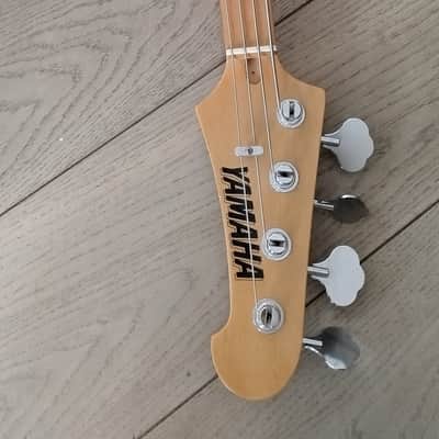 Yamaha Attitude Special Billy Sheehan 2002 - Red image 3