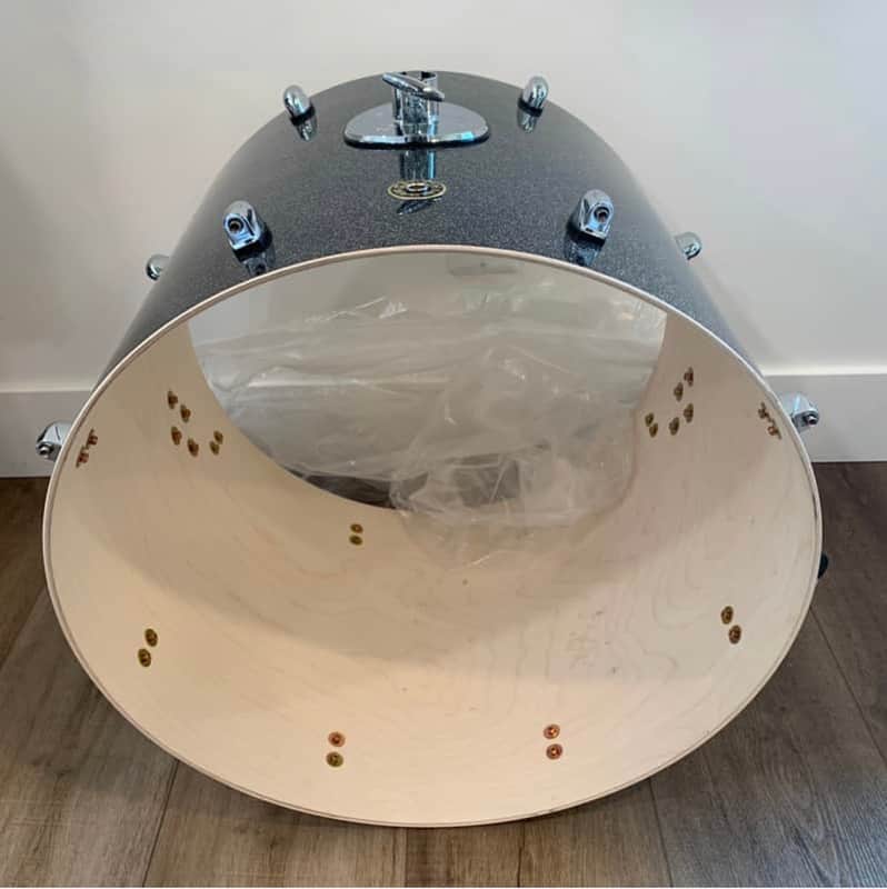 Gretsch CM1-1822B Catalina Maple Round Badge 18x22" Bass Drum 2015 - Present - Black Stardust image 1