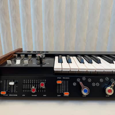 Korg miniKORG 700FS 37-Key Analog Synthesizer 2021 - Present - Black / Wood image 5