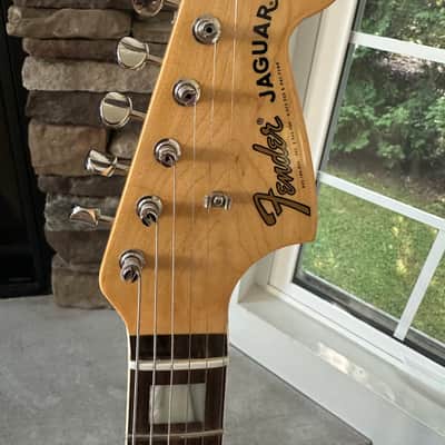 Fender 50th Anniversary Jaguar 2012 - Burgundy Mist Metallic image 4