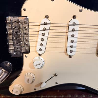 Fender Standard Stratocaster Electric Guitar Black Bild 3