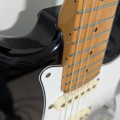 Fender Vintage Stratocaster made in Japan 1986 Contemporary Series , System 1 Tremolo- Black image 9