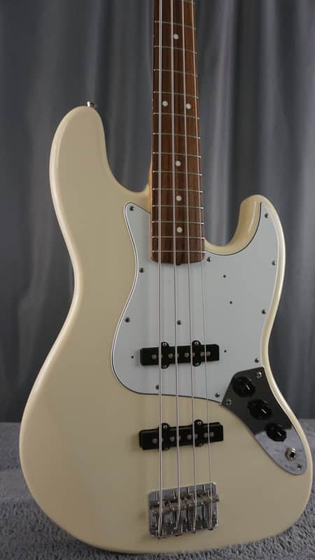 Fender Jazz Bass 1995 - White Japan Bass Guitar image 1