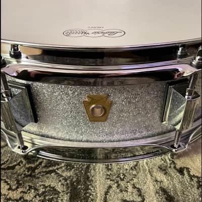Ludwig Legacy Mahogany 8-Lug 4 x 14” Snare Drum Silver Sparkle image 5