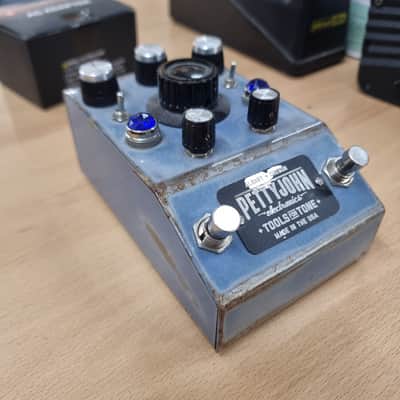 Pettyjohn Electronics PreDrive Studio 2010s - Blue image 2