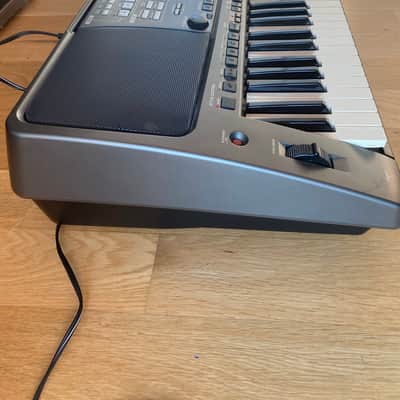 Yamaha PSR 1000 keyboard workstation image 5
