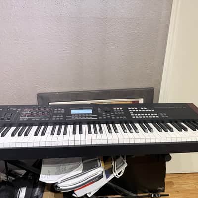 Yamaha MOXF8 Production Synthesizer 2013 - Present - Gray image 2