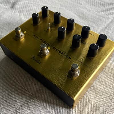 Fender Duel Pugilist Distortion 2021 - Present - Yellow image 2