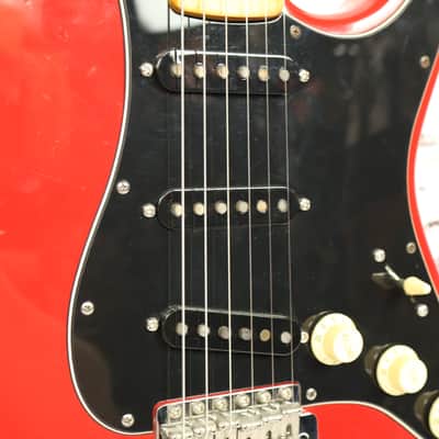Fender Stratocaster 1972 Refinished Red image 3