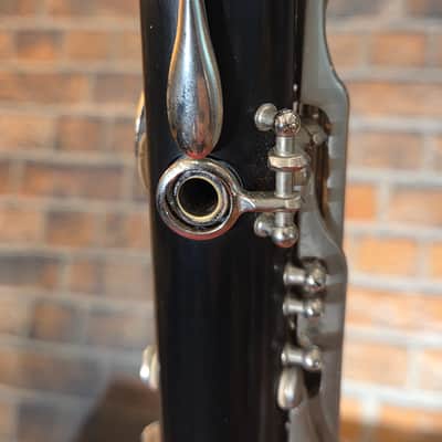 Leblanc Vito Reso-Tone Bb Clarinet w/ Carrying Case - JUST SERVICED!! image 9