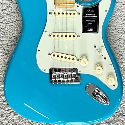Fender American Professional II Stratocaster electric guitar, Miami Blue + Case image 3