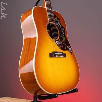 2023 Gibson Hummingbird Heritage Cherry Sunburst image 3