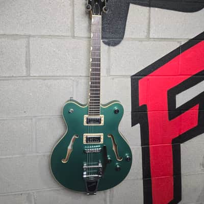 Gretsch G5622T Electromatic Center Block Double Cutaway with Super Hilo'Tron Pickups and Bigsby 2016 - 2018 - Georgia Green with TKL hard case image 1