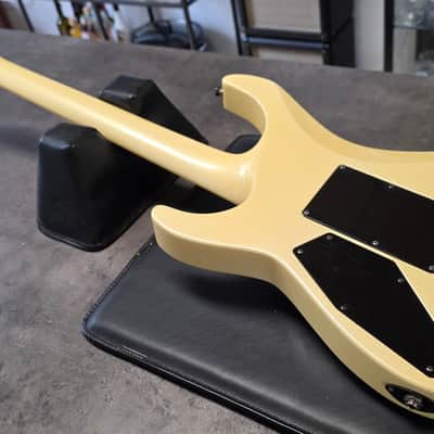 ESP The Mirage Custom Shop HSS Jackson Soloist Lawsuit Headstock USA Seymour Duncan Pickups Synclear Sinclair Floyd Rose FR Super Strat MIJ MJ Japan Vintage 80s Guitar image 4