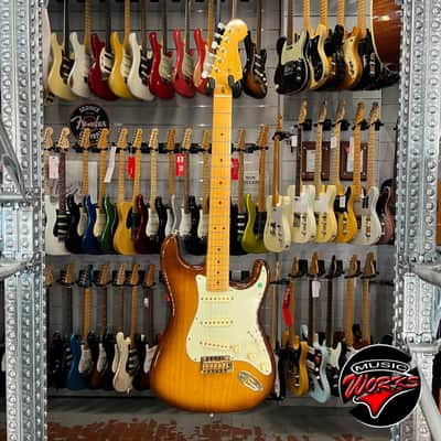 Fender 75 Th Anniversary Commemorative Stratocaster 2 Color Bourbon Burst Mn image 2