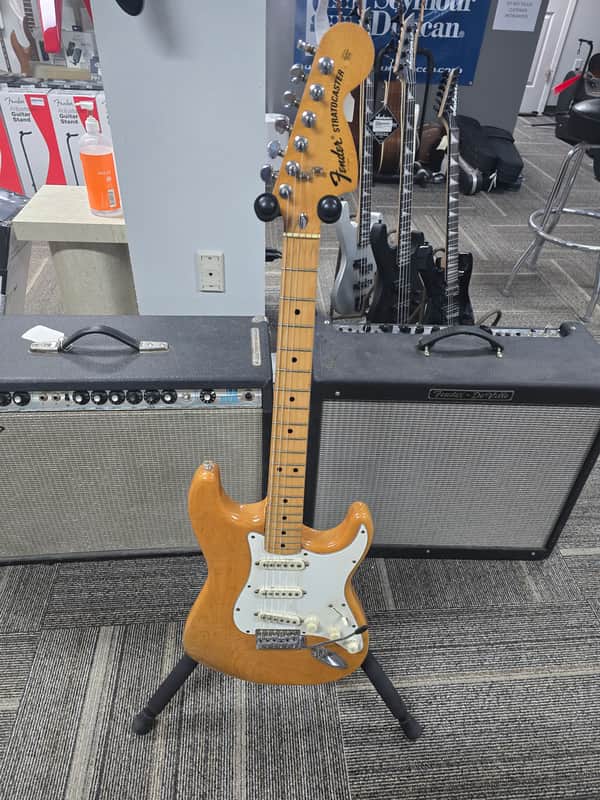Fender Stratocaster 1974 - Natural W/ Case - Free shipping