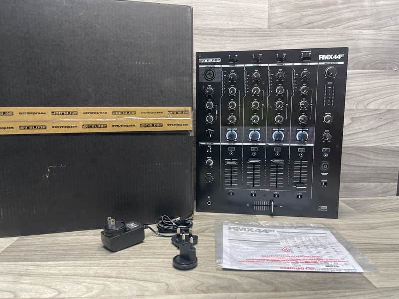 Immagine Reloop RMX-44BT 4-Channel DJ Mixer with Bluetooth 2020 - Present - Black - 1