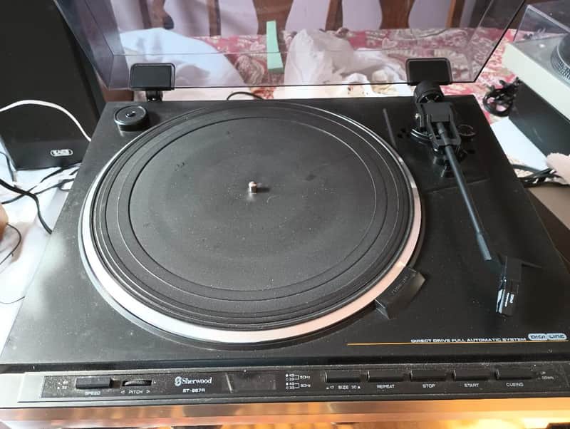Sherwood ST 887R direct drive turntable in very good condition - 1970's image 1