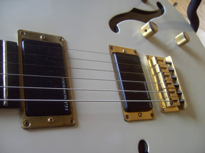 Fernandes MV-95HT Tomoyasu Hotei 1988 White Pearlescent | Reverb