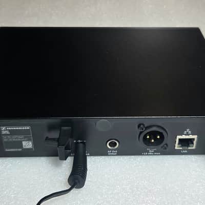 Sennheiser EW-D1 Digital 2.4GHz Handheld Vocal Wireless Microphone System image 5