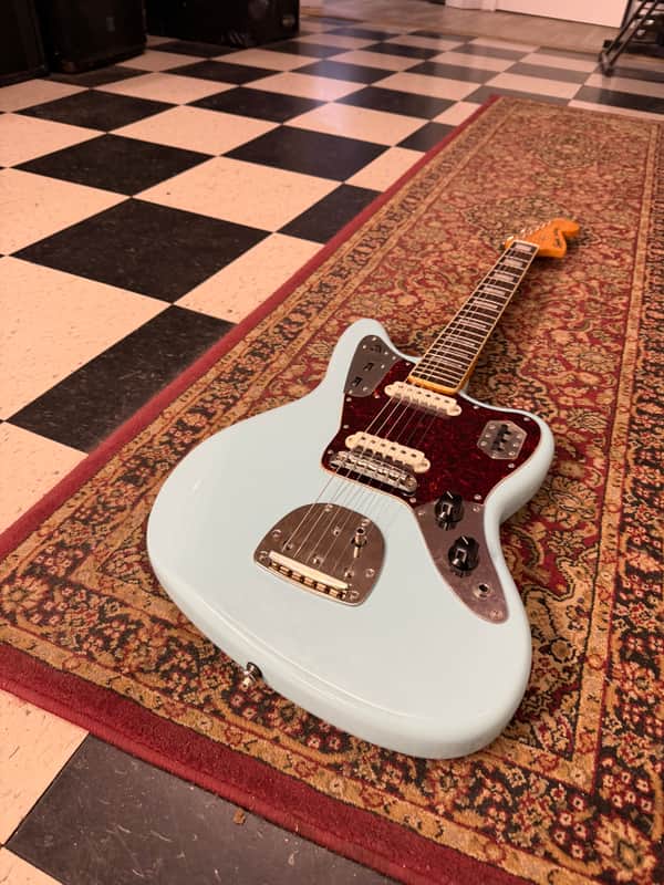Squier Classic Vibe '70s Jaguar
