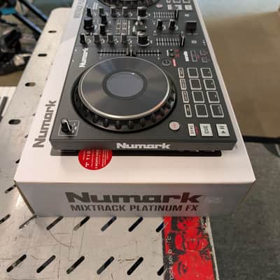 Numark Mixtrack Platinum FX imagen 3