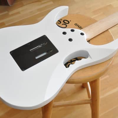 IBANEZ JEMJR WH White / Steve Vai Signature / JEM Junior / JEMJR-WH / I260114994 image 11