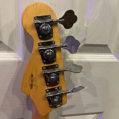Fender Jazz Bass 2003 - 2011 - 3-Color Sunburst image 2