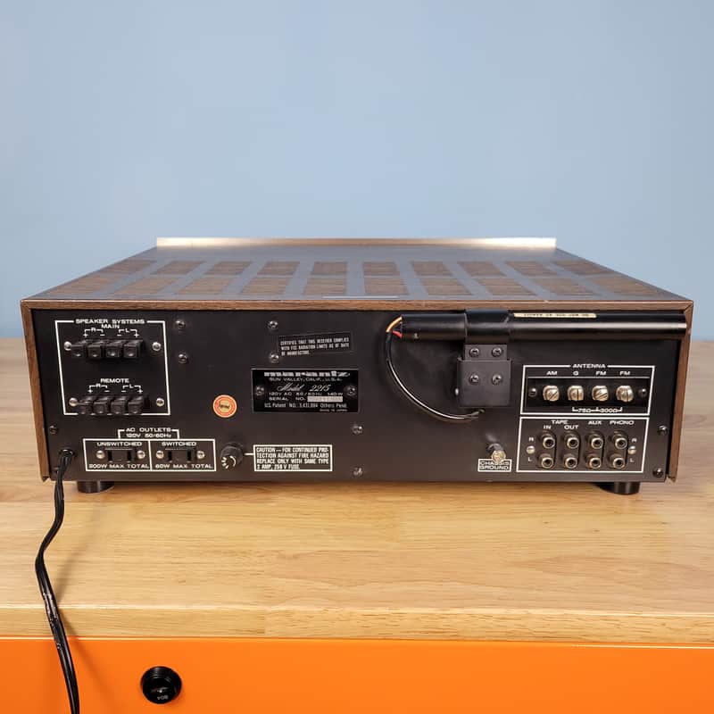 Marantz 2215 Stereophonic Receiver Champagne Face Engraved With