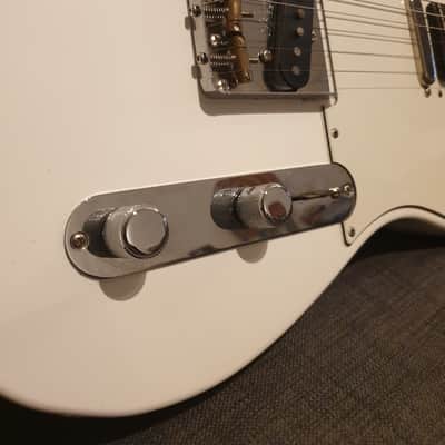 Fender MIJ Hybrid II Telecaster AW image 5