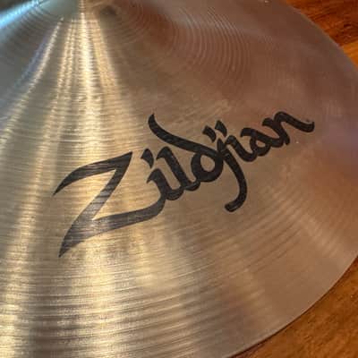 Zildjian 14" A Series New Beat Hi-Hat Cymbals (Pair) 2013 - Present - Traditional image 6