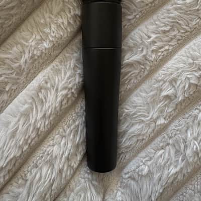 Shure SM57 Cardioid Dynamic Microphone 1984 - Present - Black