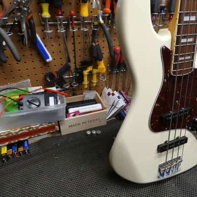 Fender '66' Jazz Bass MIJ 2013 - Olympic White w/Matching Headstock - - LOTS of Great Upgrades!! image 3