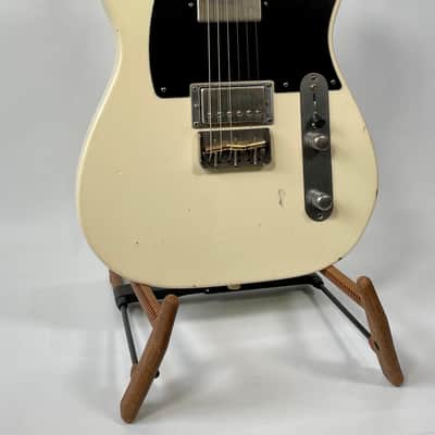 Nash T-2HB Pine Body 2021 Olympic White / Blackguard, Med Soft-V Neck NEW (Authorized Dealer) image 2