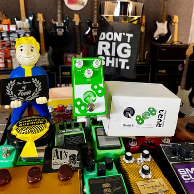 Ryra The 808  Green image 5