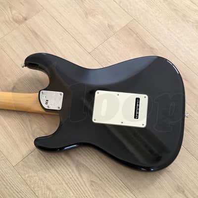 Fender American Elite Stratocaster image 10