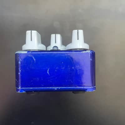 Mad Professor Deep Blue Delay Handwired 2010s - Blue image 3