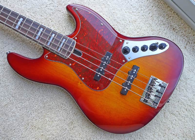 Sire 2nd Generation Marcus Miller V7 Alder 4- string image 1