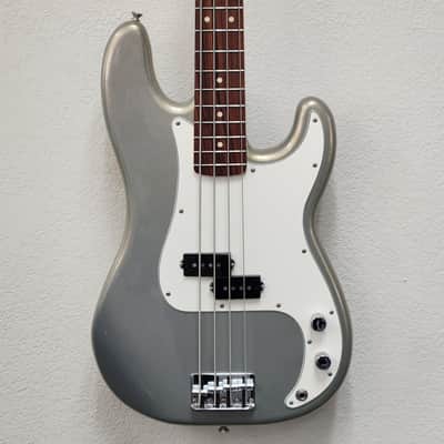 Fender Player Precision Bass with Pau Ferro Fretboard 2019 - 2024 - Silver image 1