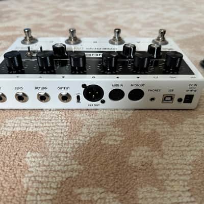 Mooer Preamp Live Digital Preamp Modeling Effect Pedal image 2
