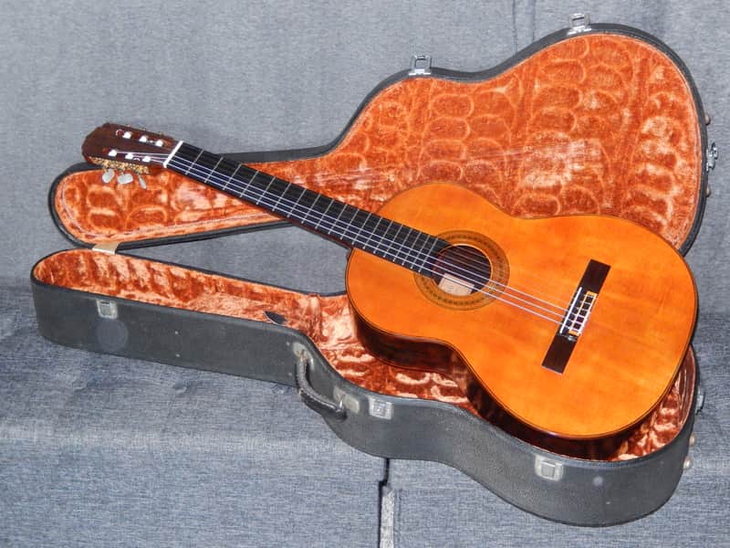SHUNPEI NISHINO 15 1974 - YAMAHA GC70 CLASS CLASSICAL CONCERT GUITAR - SPRUCE/BRAZILIAN ROSEWOOD image 1
