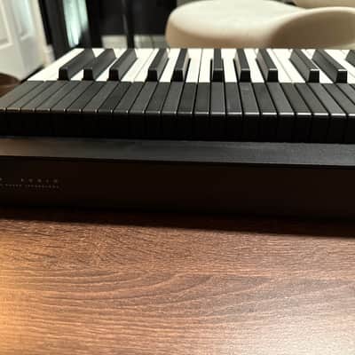 Expressive E Osmose 61-Key Polyphonic Synthesizer/MIDI Controller 2026 - Black image 9