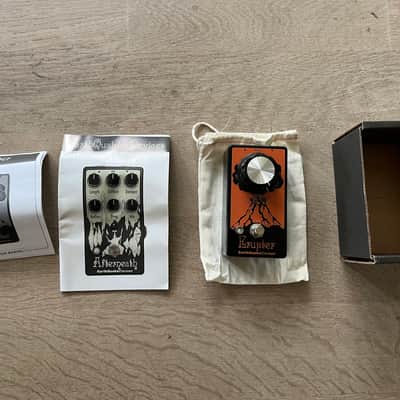 EarthQuaker Devices Erupter Ultimate Fuzz Tone 2017 - Present - Various imagen 2